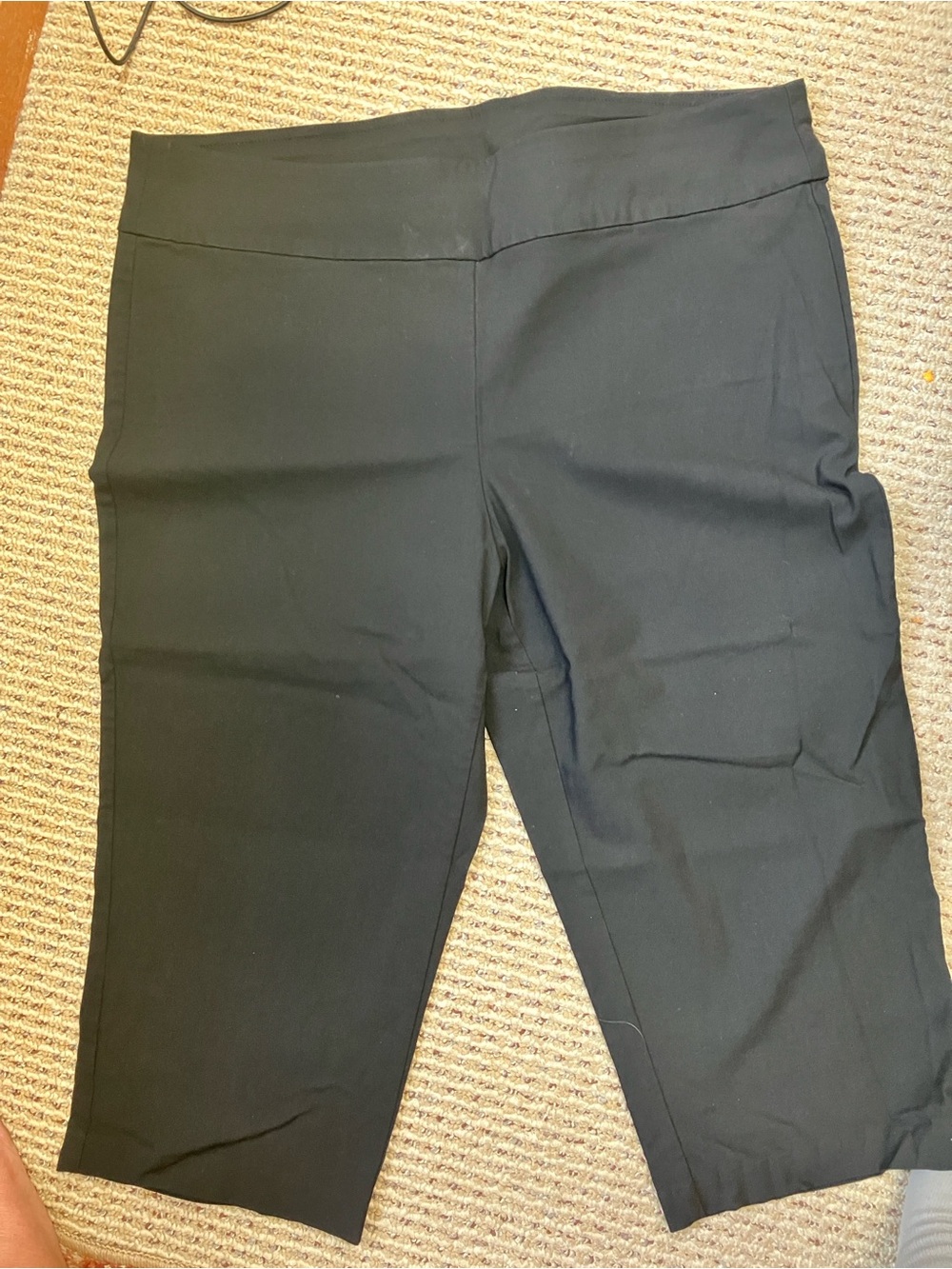 Christopher & Banks Black Stretch Ponte Capris